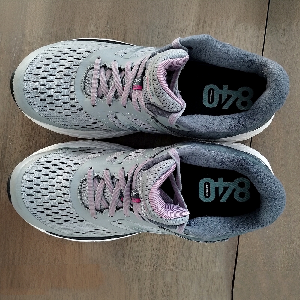 New Balance 840v4 W840GO4 Grey Pink Running Shoes Women's 8.5 B - Picture 5 of 9